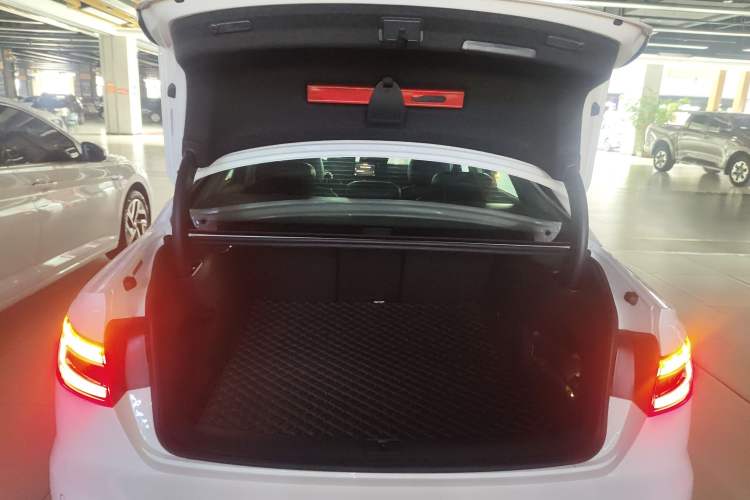 Used Audi A4L 2019 40 TFSI Ambition China VI