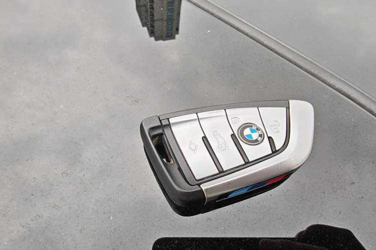 Used BMW 5 Series 2021 525Li M Sport Package