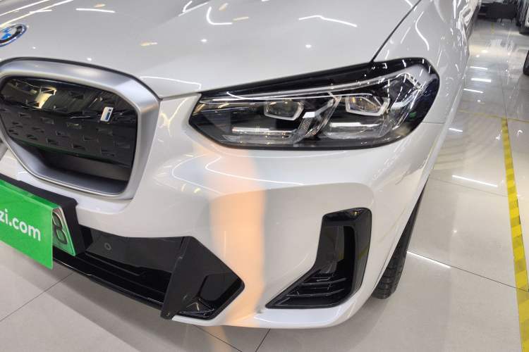 Used BMW iX3 2024 Leading Model