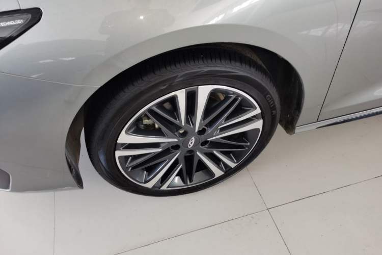 Used Chery Arrizo 8 2023 High-Performance Edition 2.0T DCT Powerfully Equipped