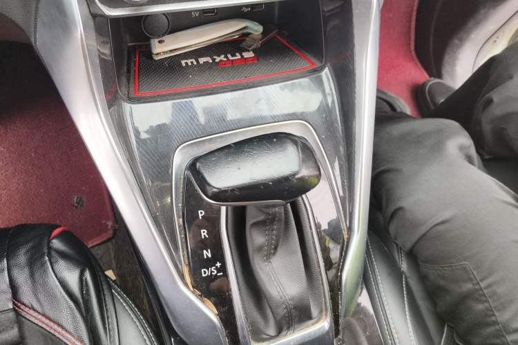 Used SAIC MAXUS G50 2020 1.5T Automatic Luxury Edition Gear Lever