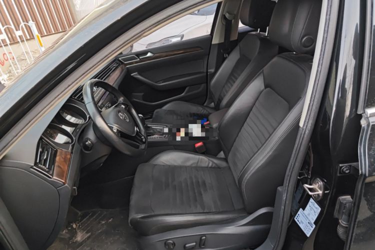 Used Volkswagen Magotan 2018 330TSI DSG Luxury Model
