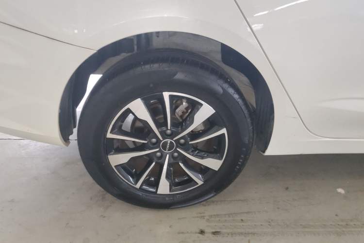 Used Roewe Ei5 2021 500 Prestige Edition Right Rear Wheel Hub