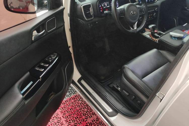Used Kia KX5 2016 2.0L Automatic 2WD Premium
