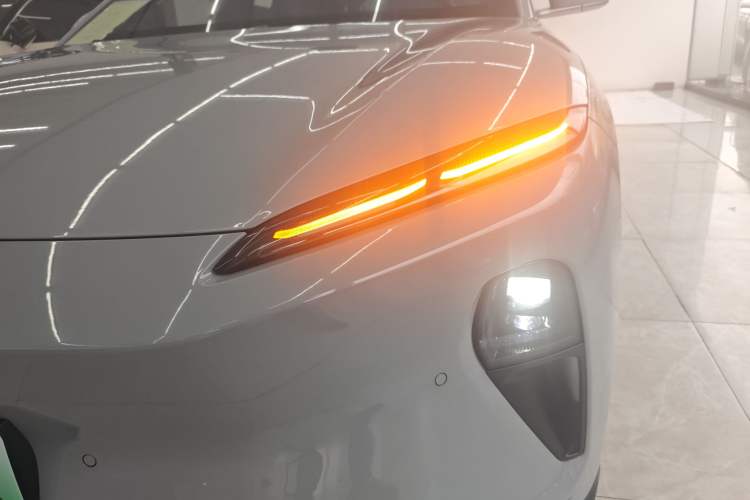 Used Nio ET5T 2024 75kWh Touring Left Front Headlight