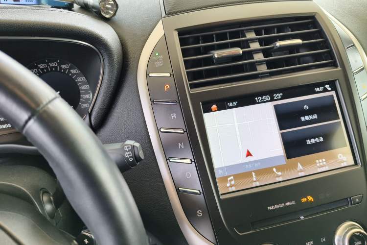 Used Lincoln MKC 2019 2.0T Two-Wheel Drive Zunya Version China VI Standard
