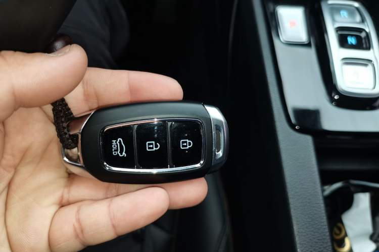 Used Hyundai Sonata 2022 270TGDi DCT 20th Anniversary Edition Vehicle Key