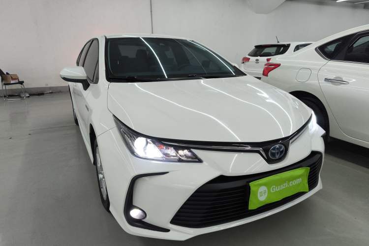 Used Toyota Corolla 2021 Dual-Engine 1.8L E-CVT Pioneer Edition Front Right 45 Deg