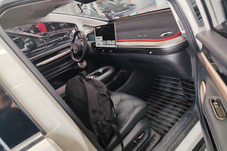 Used Baojun Cloud 2023 460 Pro Right Front Seat