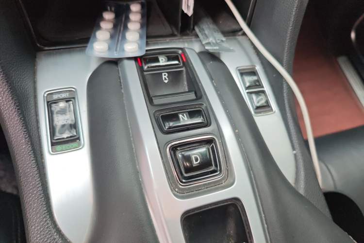 Used Honda Avancier 2020 370TURBO Two-Wheel Drive Luxury Edition Gear Lever