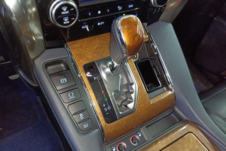 Used Toyota Alphard 2015 3.5L Prestige Edition Gear Lever