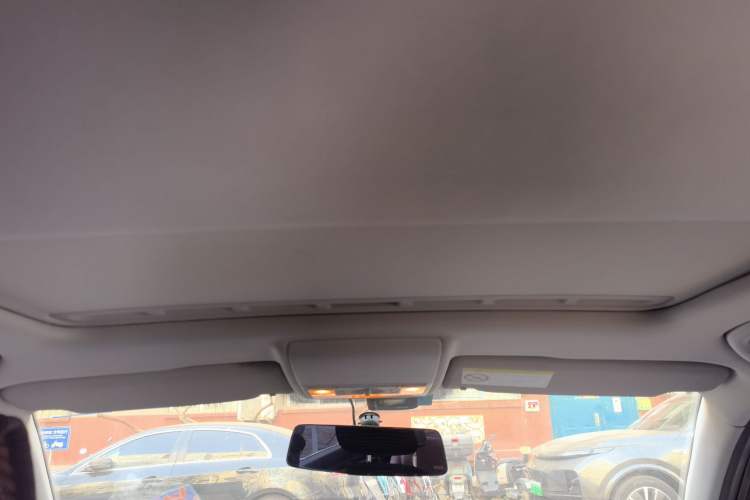 Used Volkswagen Cross Lavida 2014 1.4TSI DSG Headliner