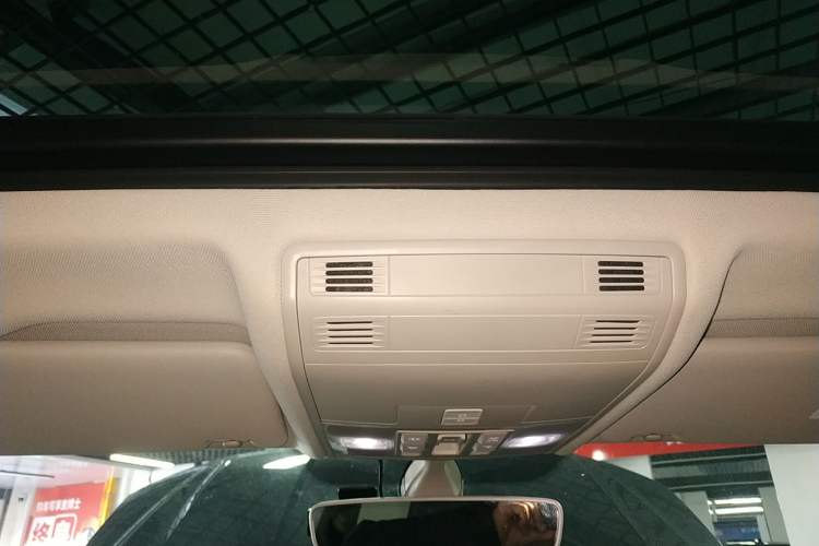 Used Volkswagen Tayron 2019 330TSI Two-Wheel-Drive Luxury Plus China VI Standard
