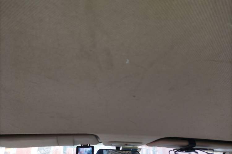 Used Baojun 730 2014 1.5L manual standard trim 7 seats