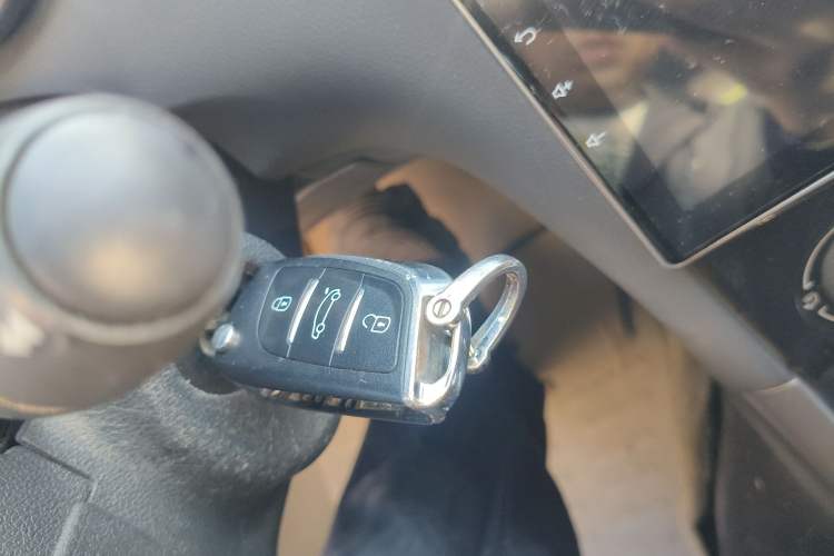 Used Peugeot 408 2013 2.0L Automatic Comfort Edition
