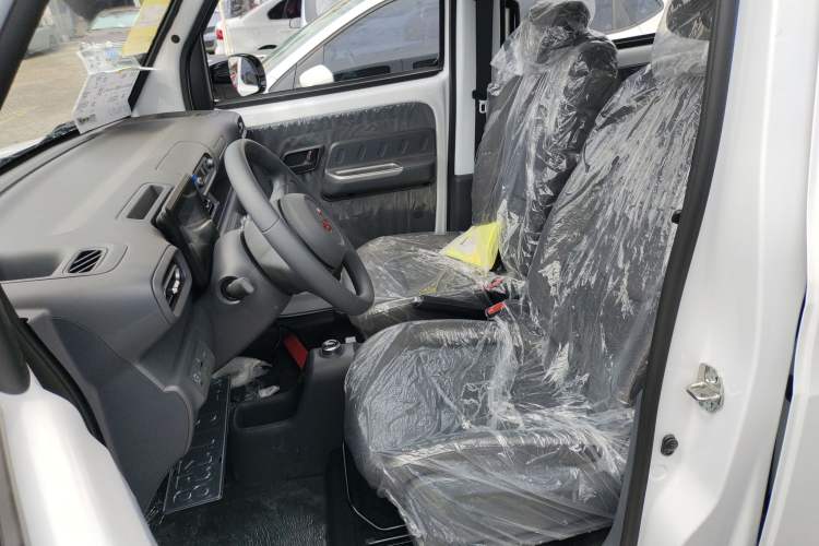 Used Wuling Zhiguang New Energy 2025 Standard Model