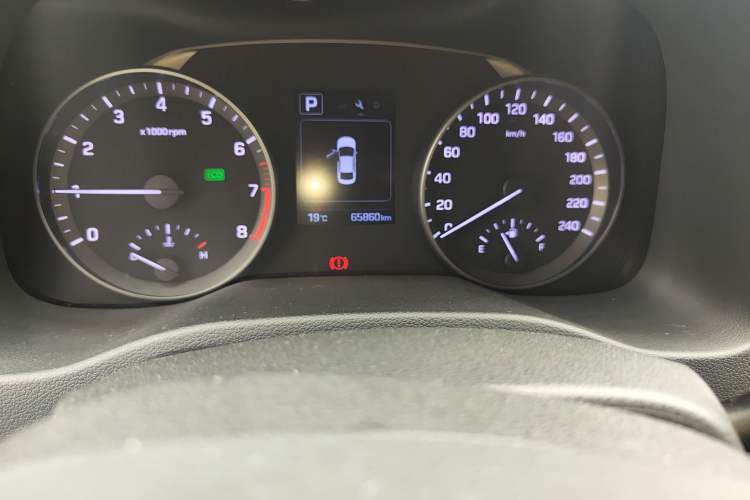 Used Hyundai Elantra (6th Generation / Lingdong) 2016 1.6L Automatic ZhiXuan – Elite Version
