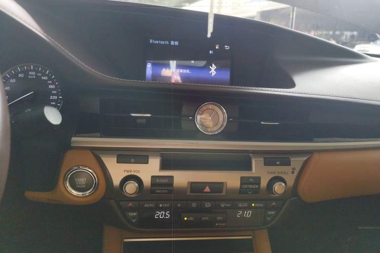 Used Lexus ES 2015 200 Elite Edition Audio And AC Panel