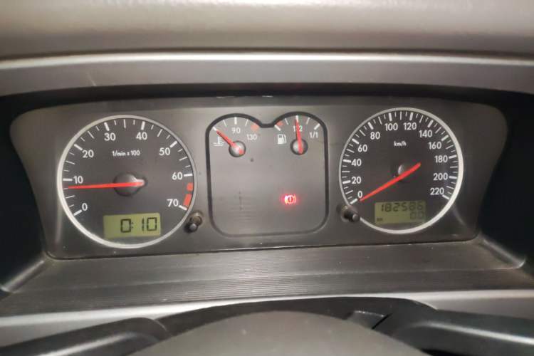 Used Volkswagen Santana Vista 2008 1.8L Manual Comfort Edition Instrument Cluster
