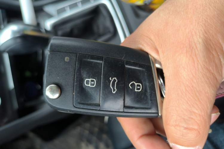 Used Volkswagen Golf 2018 230TSI Automatic Luxury Version