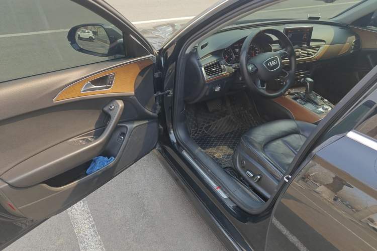 Used Audi A6L 2018 30th Anniversary Edition 30 FSI Style Model
