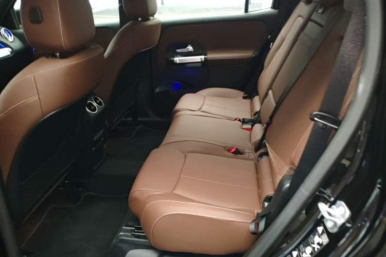 Used Mercedes-Benz GLB 2025 GLB 220 Fashion Model