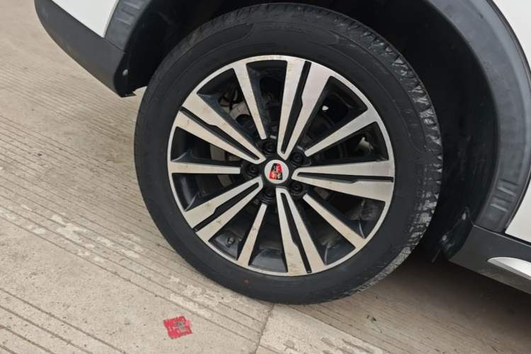 Used Roewe RX5 2019 20T Two-Wheel Drive Automatic 4G Connected Platinum Edition Right Rear Wheel Hub