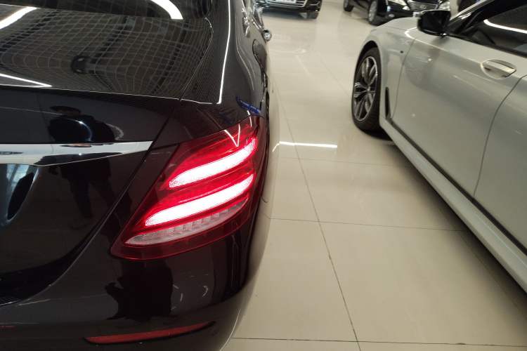 Used Mercedes-Benz E-Class 2020 Facelift E 260 L