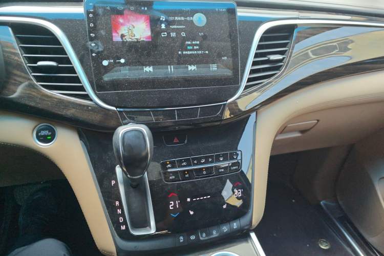 Used Buick GL8 2018 ES 28T Luxury Model China VI Standard Audio And AC Panel