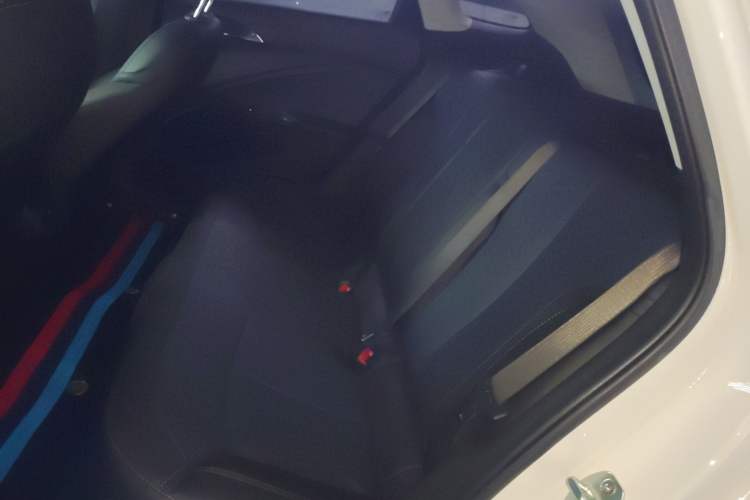 Used Buick Velite 6 2023 430km Range Commuter Version
