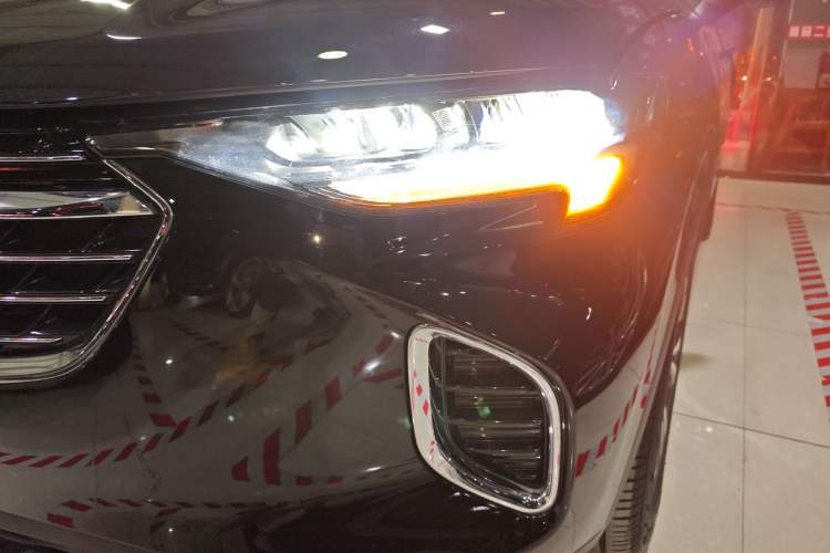 Used Buick Envision 2020 Onix S 652T Two-Wheel Drive Elite Model