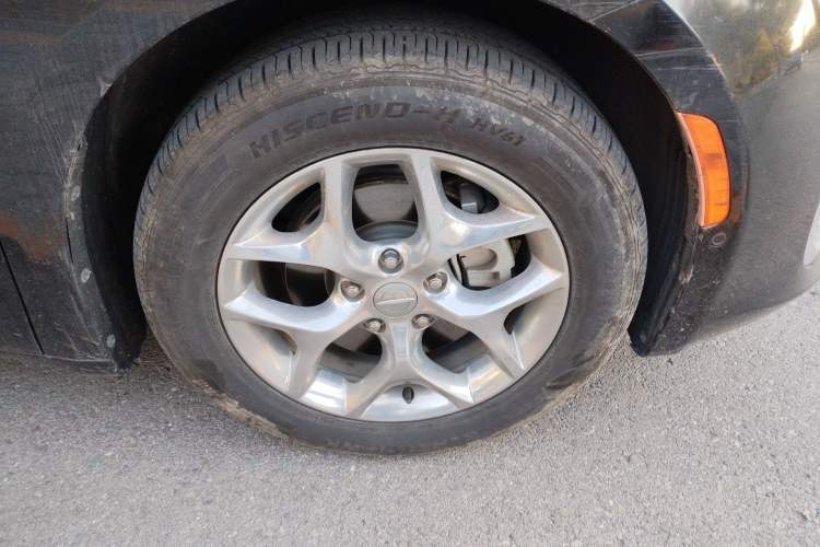 Used Chrysler Grand Voyager 2017 3.6L Premium Edition
