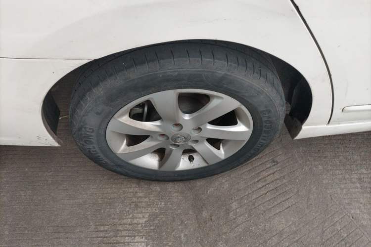 Used Dongfeng Junfeng E11K 2019 Standard Model