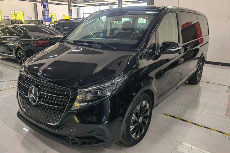 Used Mercedes-Benz V-Class 2024 V 300 Pilot Edition