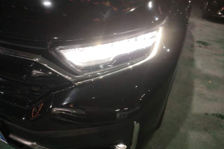 Used Honda CR-V 2021 240TURBO CVT 2WD Comfort Version Left Front Headlight