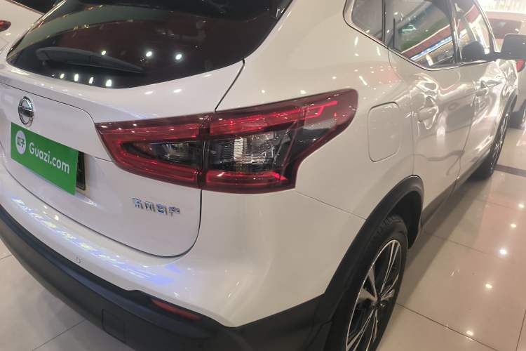 Used Nissan Qashqai 2022 2.0L CVT XV Premier Luxury Edition Exterior 3