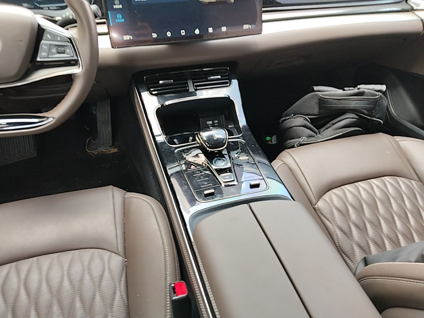 BYD Han 2023 EV Champion Edition 605KM Front-Drive Premium Model — снимка 16