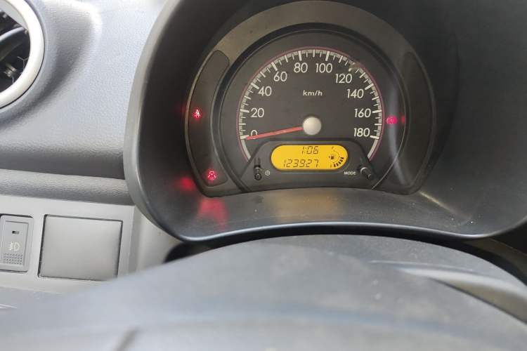 Used Suzuki Alto 2013 Revised Version 1.0L Manual Comfort Edition
