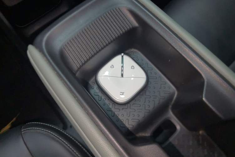 Used Wuling Bingo PLUS 2024 510 km Flagship Edition Four-Seater Version