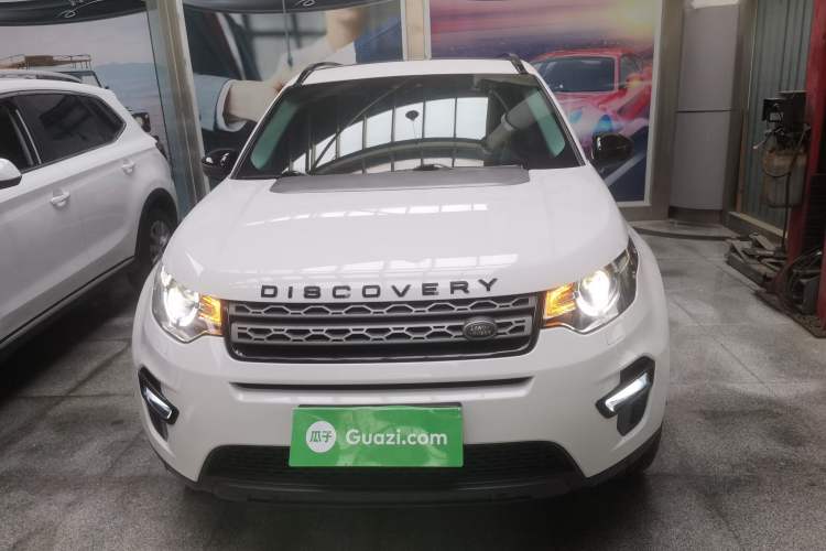 Used Land Rover Discovery Sport 2019 240 PS PURE Edition China VI Standard