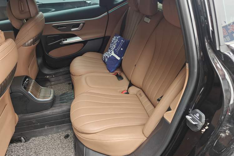 Used Mercedes-Benz E-Class 2024 Refresh E 300 L Stylish Edition