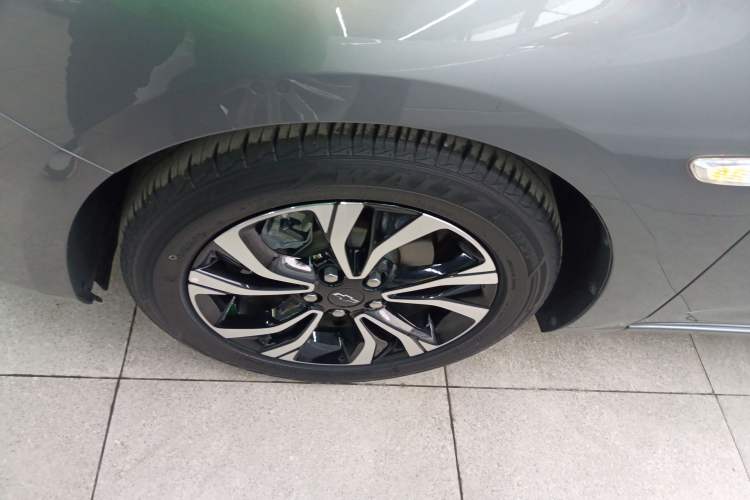 Used Chevrolet Monza 2020 Light Hybrid RS 330T Automatic Comfort Edition