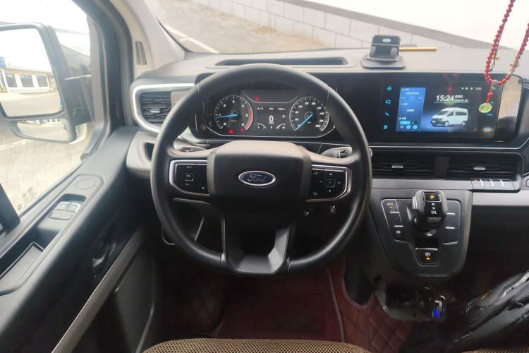 Used Ford Transit 2023 2.0T Diesel Automatic Commercial & Travel Model Mid-axle Medium Roof 7/8/9-Seater Steering Wheel