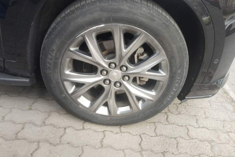 Used Cadillac XT6 2020 28T Six-Seater Luxury Sporty Enjoy-the-Comfort Safety Edition