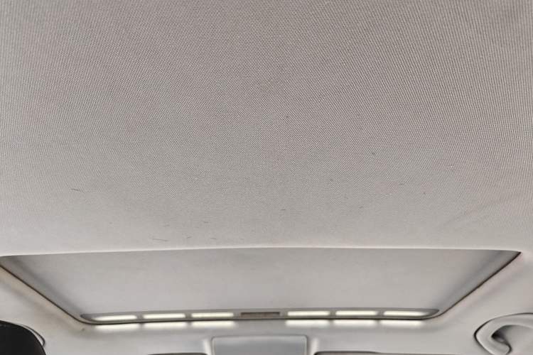 Used Volkswagen Lavida 2013 Revised Classic 1.6L Automatic Fashion Edition