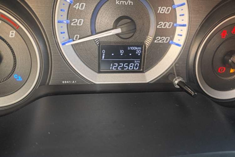 Used Honda City Classic 2012 1.5L manual Comfort version