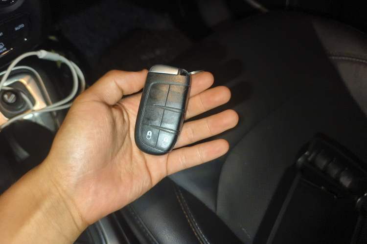 Used Jeep Compass 2017 200T Automatic Family Edition Vehicle Key