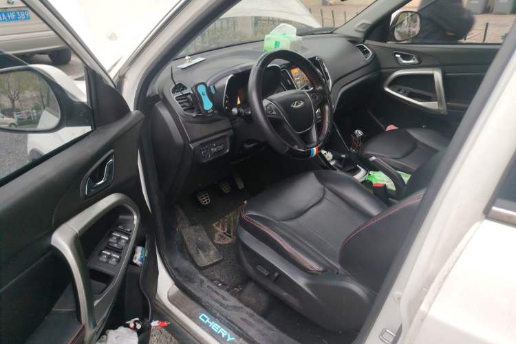 Used Chery Tiggo 5 2015 2.0L Manual Luxury Edition
