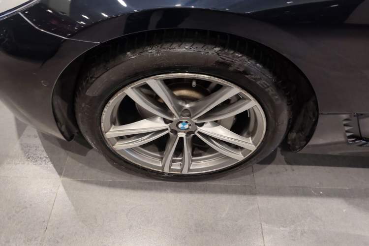 Used BMW 6 Series GT 2019 630i M Sport Package Exterior 4