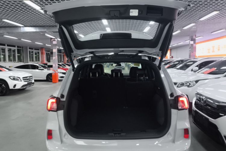 Used Ford Escape 2024 EcoBoost 245 Four-Wheel Drive ST-Line Pro Trim
